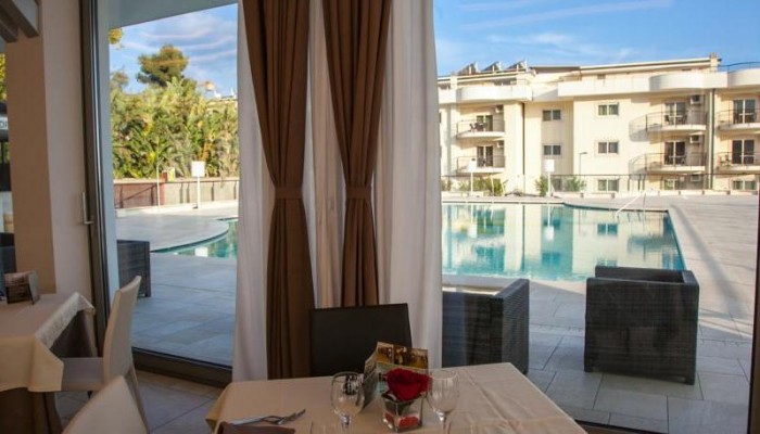 4 Spa Resort Hotel poza 1