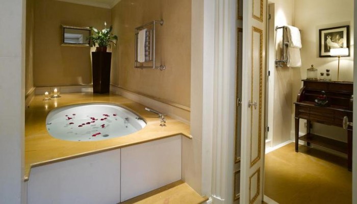 Hotel Relais Santa Croce poza 8