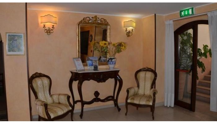 Kalos Hotel poza 5