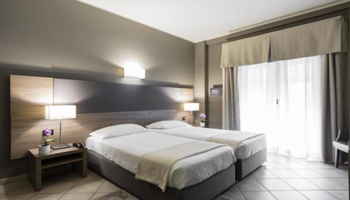 Hotel Sunflower poza 3