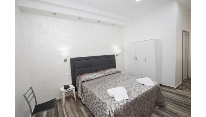 Hotel Napoli Garibaldi Square poza 5