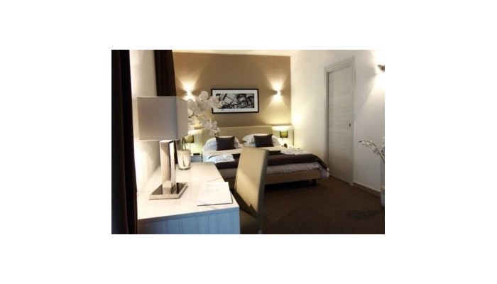 Stelle Hotel The Businest poza 5